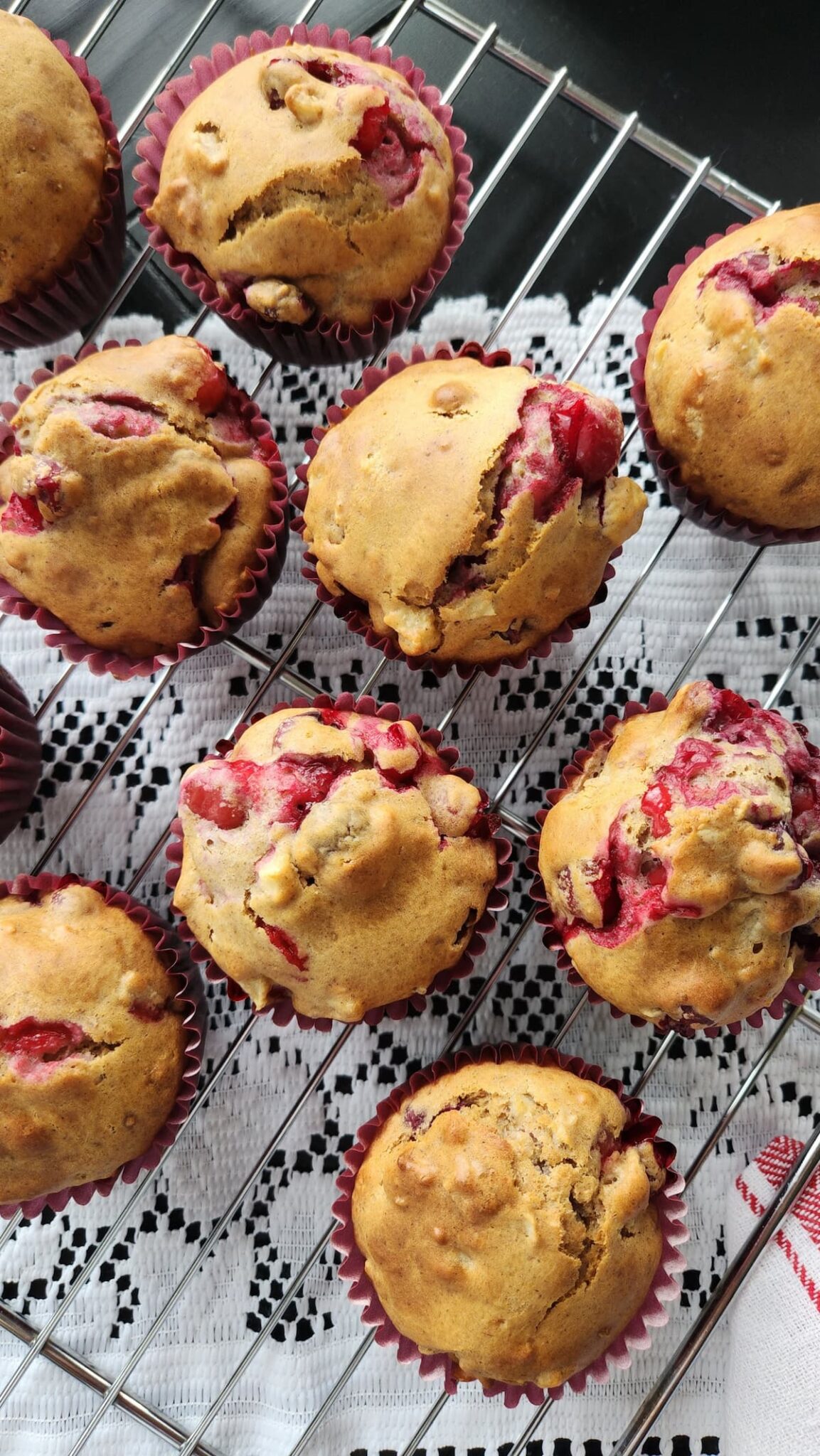 Best Cranberry Walnut Muffin Recipe with Orange Marmalade - Hen and ...